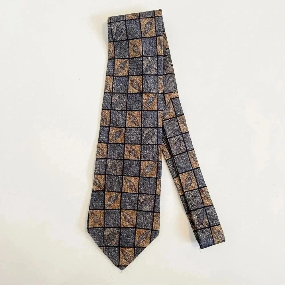 Bugatti Men’s Brown Blue Diamond Print Silk Tie